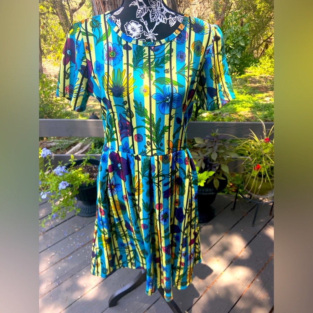Lularoe Amelia Dress Size Large L Floral 💐